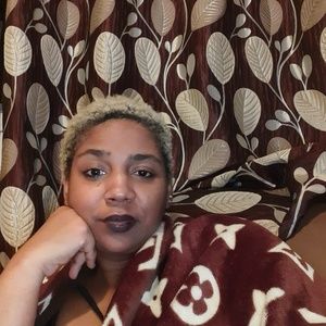 Meet your Posher, Judith